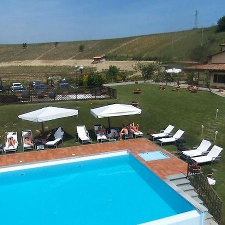 La Maragliana Aparthotel Castel Rocchero Luaran gambar