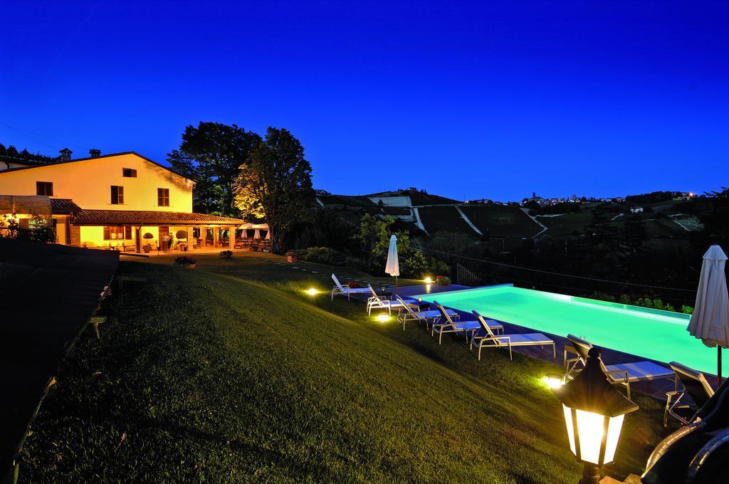 La Maragliana Aparthotel Castel Rocchero Luaran gambar