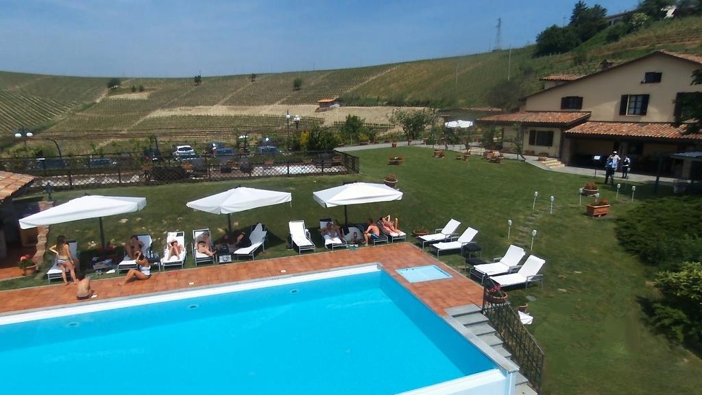 La Maragliana Aparthotel Castel Rocchero Luaran gambar